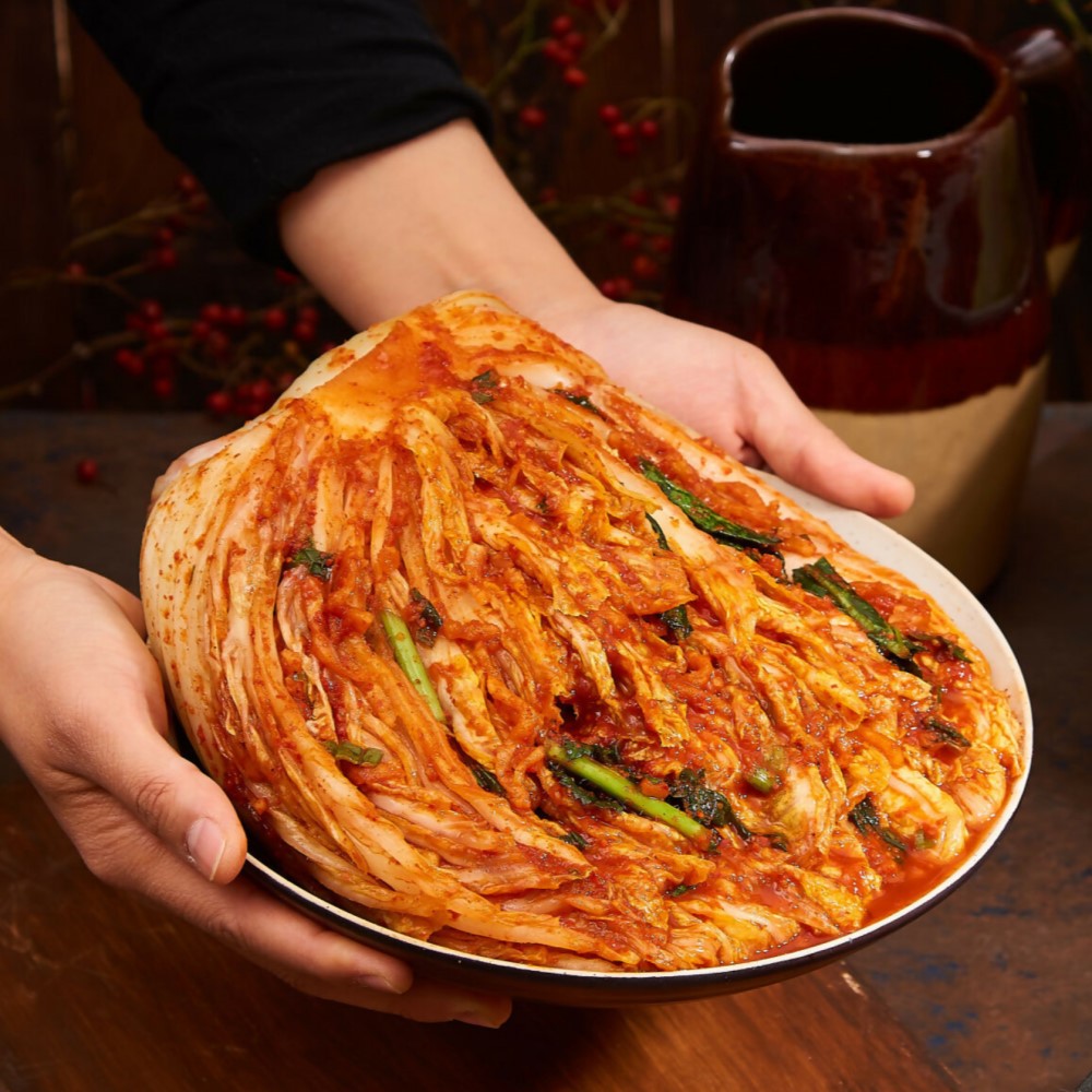 iikim Whole Napa Cabbage Kimchi 10KG ( 이킴 포기 김치 세트 )