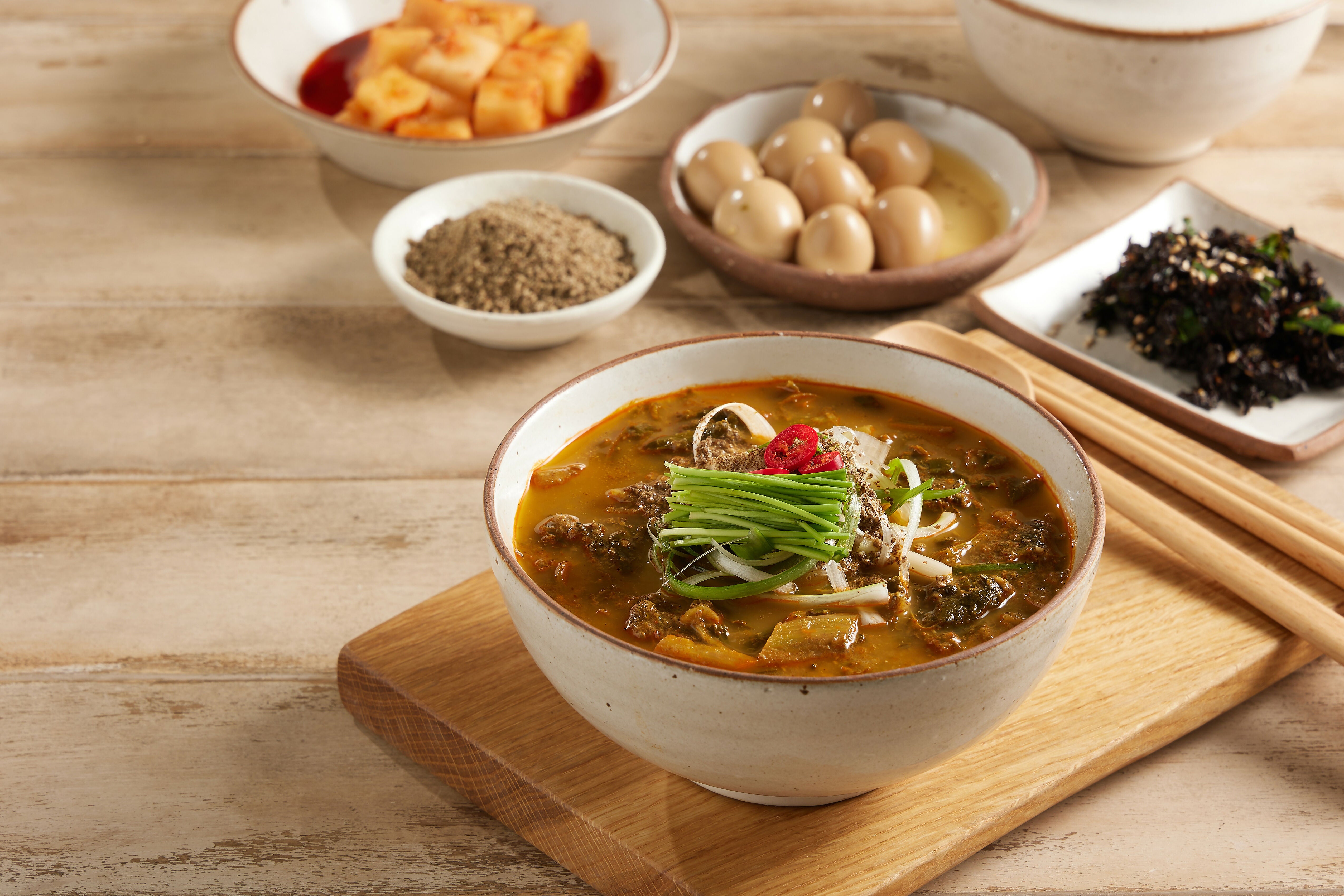 D. Lee Hodam Traditional Namwon Chueotang (Loach Soup) 300g (Buy 5, Get 1 Free)