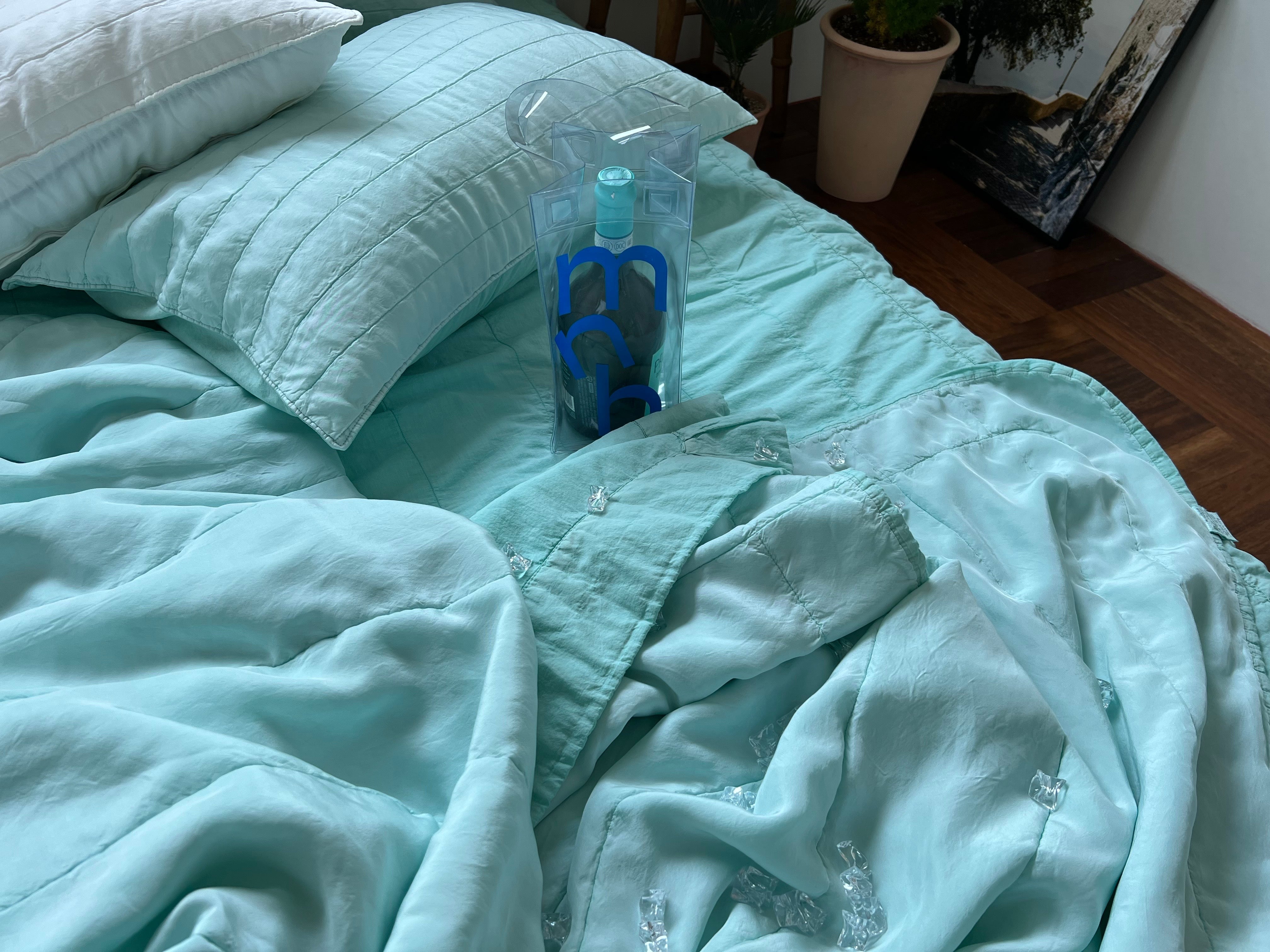 A. Ice-Cream Charr Punggi Viscose Rayon Bedding Set (Q)