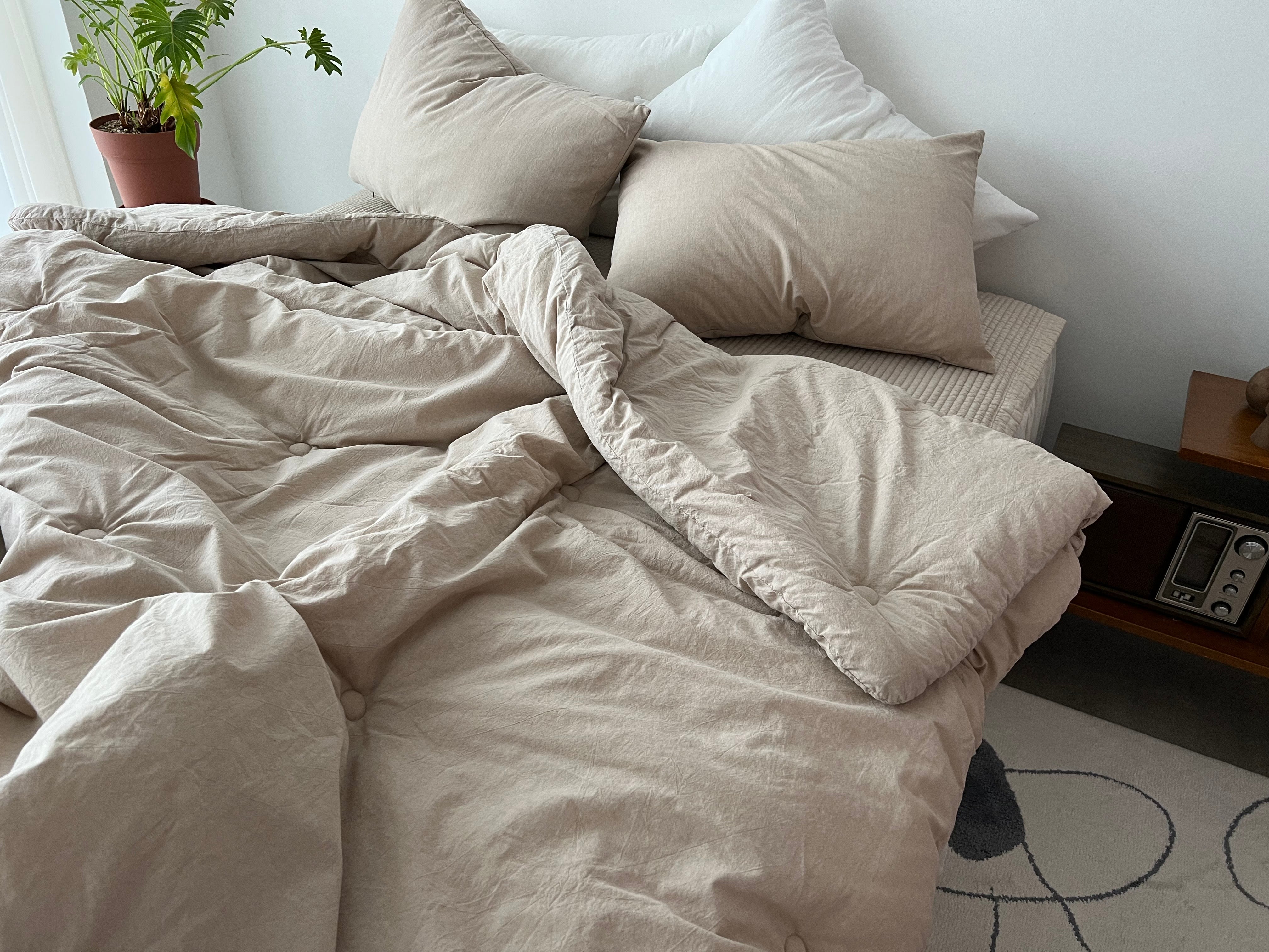 B. BBANG BBANG Pigment Washing Cotton Bedding Set (Q)