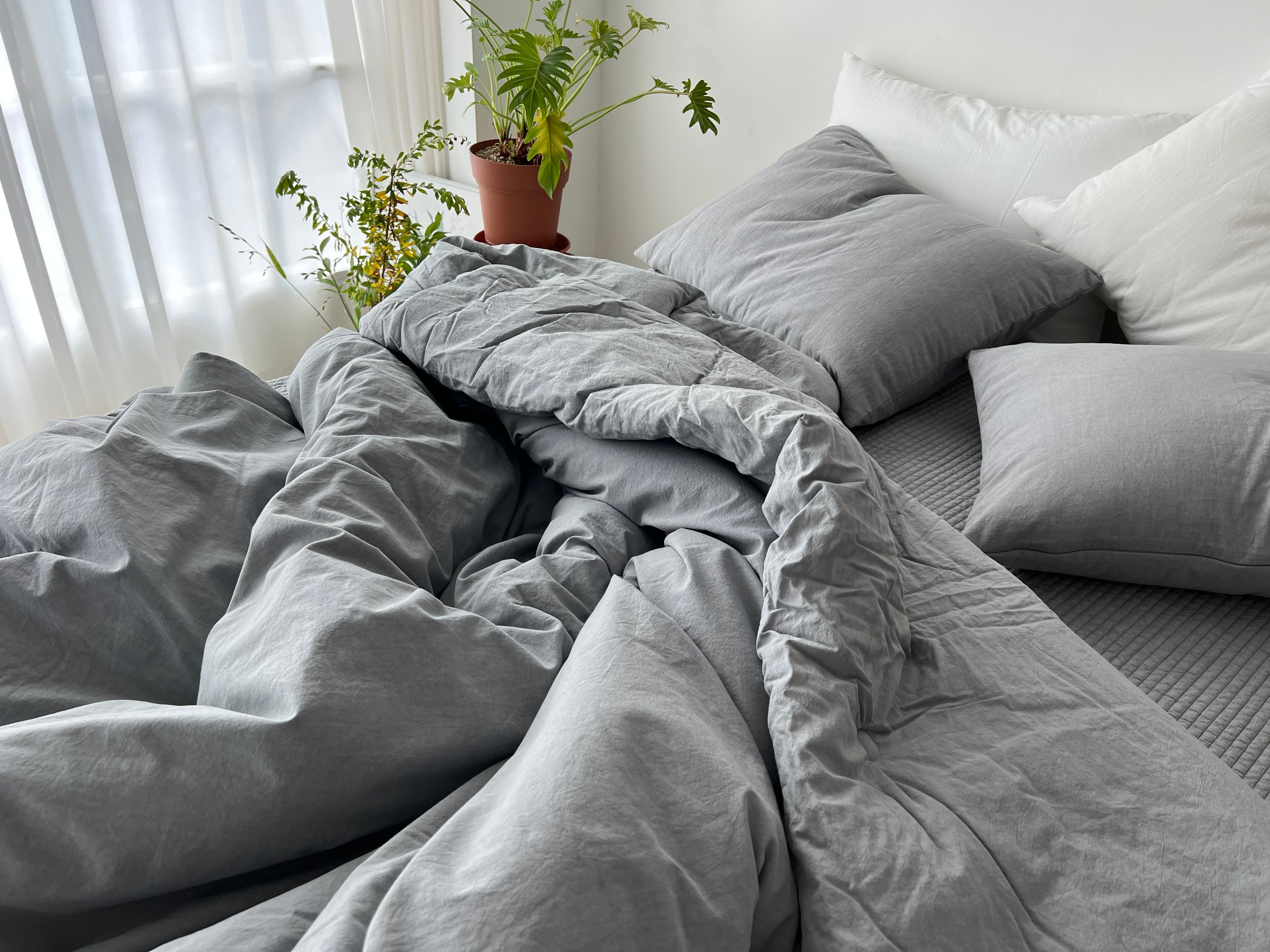 B. BBANG BBANG Pigment Washing Cotton Bedding Set (Q)